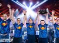 Team Redline défend son titre de champion du monde d'esports en remportant le trophée 2025.