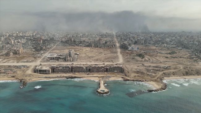 Israël affirme qu'il reprendra le cessez-le-feu après que des frappes aériennes ont tué 91 personnes à Gaza mardi.