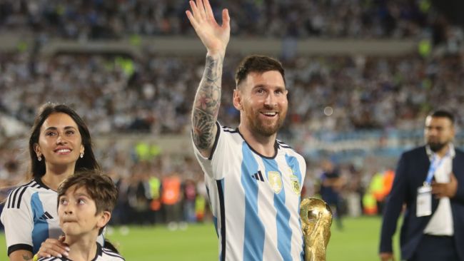 Scaloni commente les doutes de Messi sur sa participation à la Coupe du monde 2026 : "Quoi qu'il décide..."