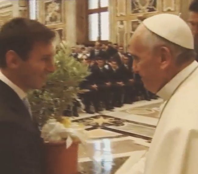 Le tout premier post Instagram de Leo Messi refait surface après le décès du pape François.