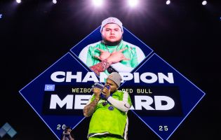 MenaRD sort vainqueur du tournoi Street Fighter 6 d'Evo 2025.