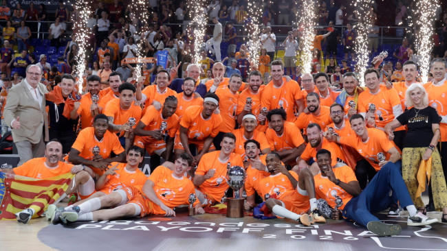 Valencia Basket bat le Barça en finale de la Liga ACB et clôture ainsi une saison historique