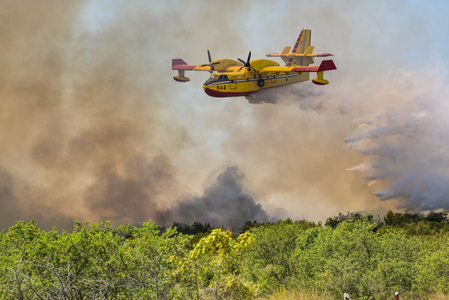 L'Espagne ravagée par les incendies : le gouvernement déclare l'état d'urgence national et demande l'aide de l'Union européenne