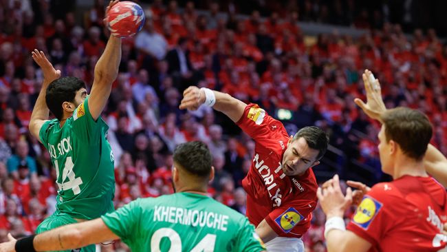Le Danemark et la France, favoris, font leurs débuts au Championnat du monde de handball avec des victoires sûres d'elles