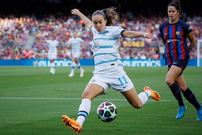 Barcelone perd des points pour la première fois en Ligue des champions féminine, mais Chelsea rate l'occasion.