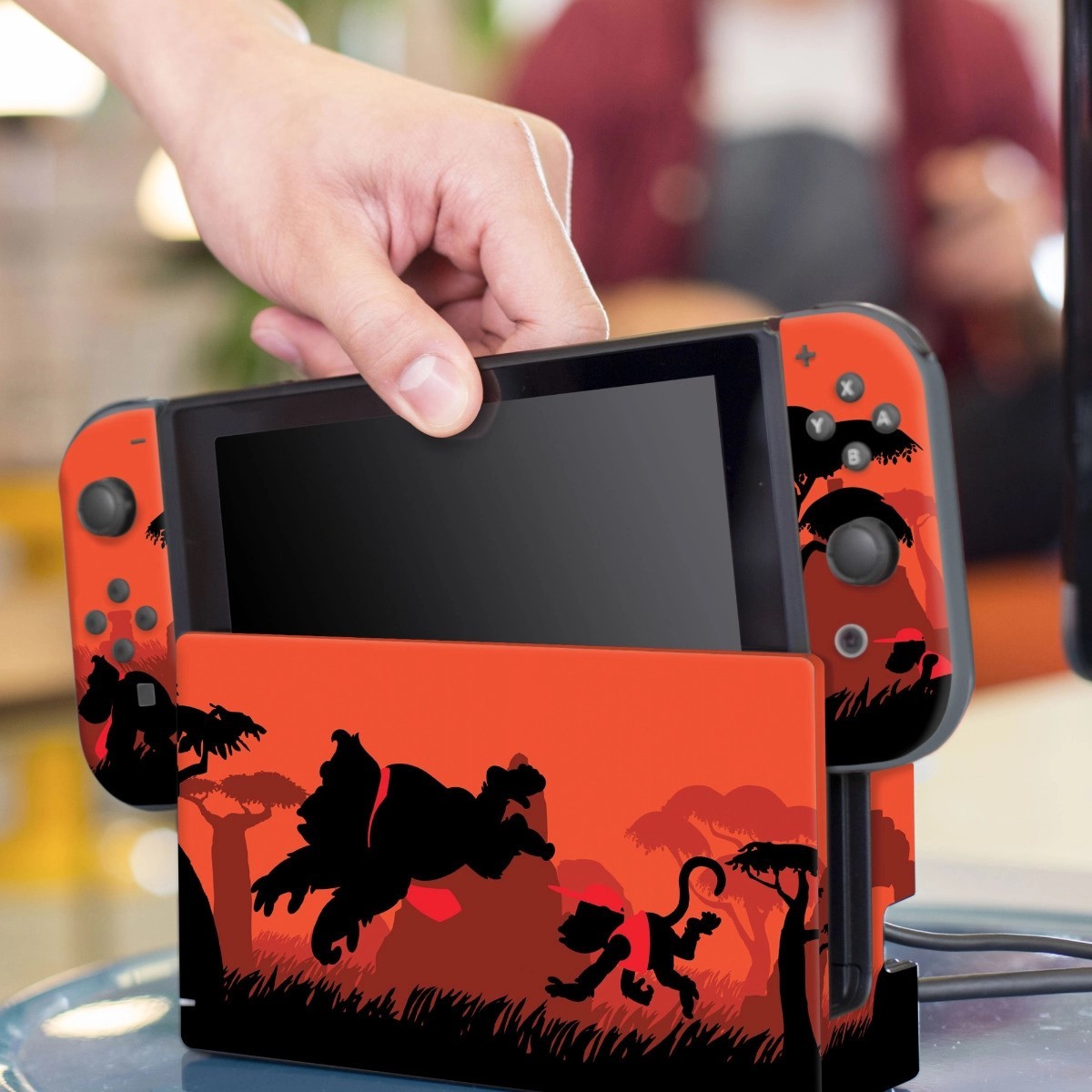 Le nouveau skin de la Nintendo Switch rappelle Donkey Kong ! Donkey Kong Country Tropical