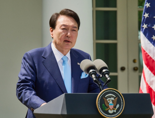 Un tribunal sud-coréen condamne l'ex-président Yoon à la prison à vie pour insurrection