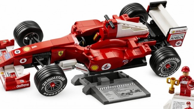 LEGO dévoile une nouvelle voiture de Formule 1 : La Ferrari de Michael Schumacher lors de son dernier championnat en 2004