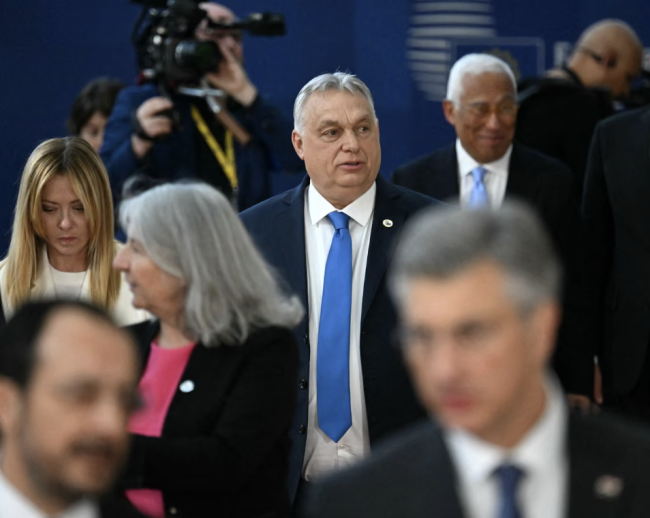 L'UE n'a pas réussi à débloquer le prêt de 90 milliards d'euros pour l'Ukraine ce jeudi : Orbán maintient son veto à Bruxelles