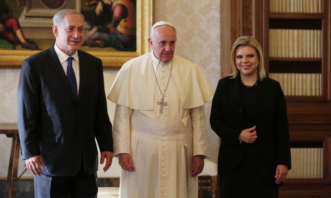 Israël affiche, puis supprime, ses condoléances à la suite du décès du pape