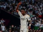 Le Real Madrid expulse un supporter qui a fait un salut nazi au Bernab&eacute;u