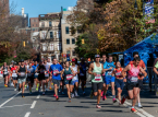 Le coureur de fond k&eacute;nyan Albert Korir, vainqueur du marathon de NY 2021, banni pour cinq ans.