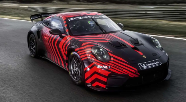 Porsche vient de dévoiler une toute nouvelle 911 de course