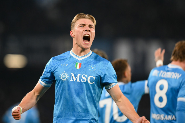 Rasmus Højlund ne retournera pas à Manchester United, qui récupère la moitié de ce qu'il a payé pour l'attaquant danois.