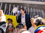 Un candidat à la présidence colombienne reçoit une balle dans la tête lors d'un événement de campagne.