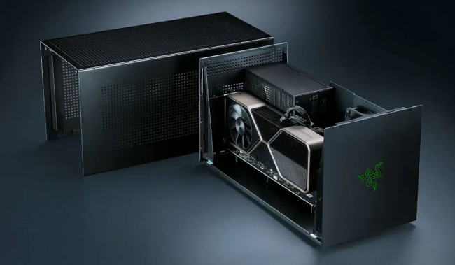 Razer relance l'eGPU Core X avec Thunderbolt 5