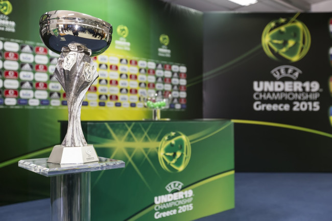 L'Espagne s'assure un bel avenir dans le football et remporte le Championnat d'Europe des moins de 19 ans de l'UEFA
