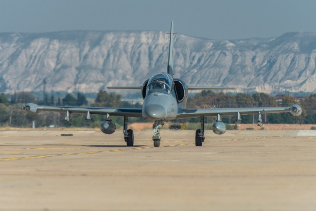 La République tchèque exclut de vendre des avions de combat à l'Ukraine