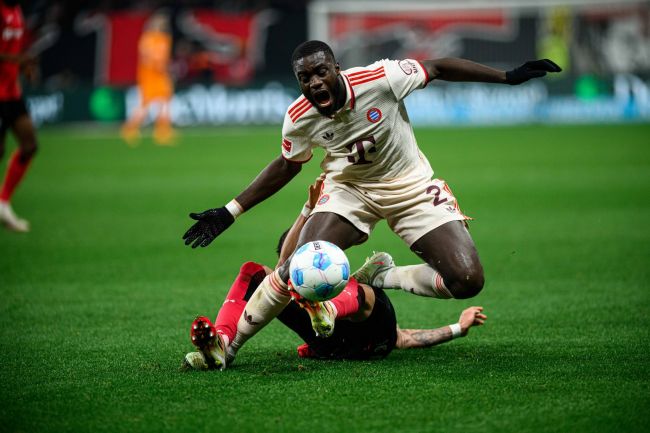 Le renouvellement de Dayot Upamecano avec le Bayern est au point mort, le Real Madrid et Liverpool sentent le sang.