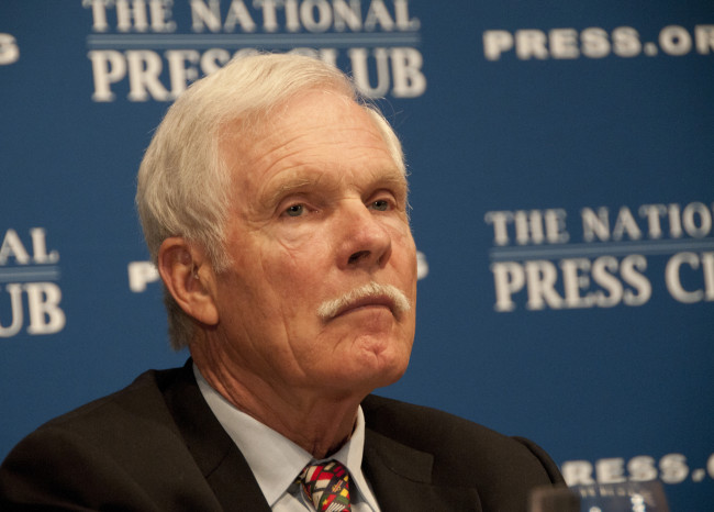 Ted Turner, fondateur de CNN et inventeur de l'information en continu, meurt à l'âge de 87 ans