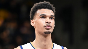 Victor Wembanyama revient de blessure et assomme le Thunder en demi-finale de la Coupe NBA