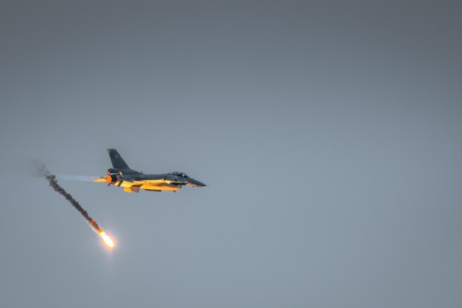 La Pologne met en garde Poutine contre l'utilisation de son espace aérien sur le chemin de la Hongrie.