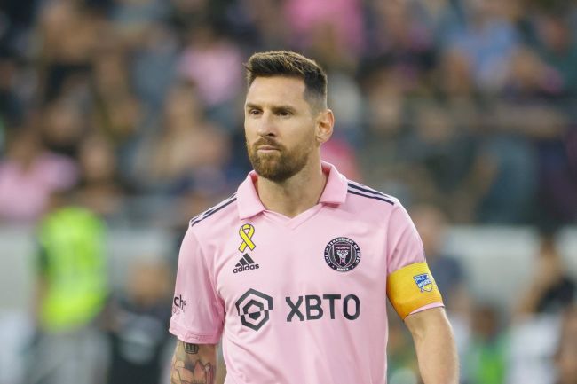 L'Arabie Saoudite tente à nouveau d'attirer Leo Messi, en espérant qu'il signera pour Al-Ahli.
