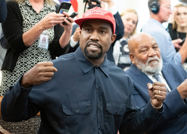 La mannequin qui accuse le rappeur Kanye West de l'avoir agressée a déclaré qu'elle s'était sentie « étouffée, désorientée et effrayée »