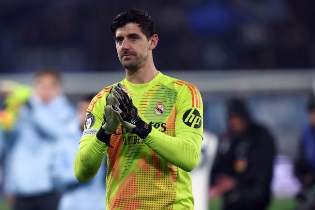 "Dire qu'Ancelotti nous manque serait un manque de respect envers Xabi" : Courtois affirme que les rumeurs sont fausses