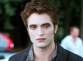 Robert Pattinson revient sur Twilight 20 ans plus tard