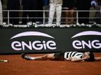 Carlos Alcaraz sauve trois balles de match et remporte la plus longue finale de Roland Garros de tous les temps.
