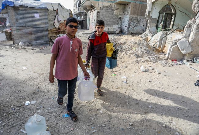 Le Royaume-Uni, la France et l'Allemagne font pression pour un cessez-le-feu à Gaza.