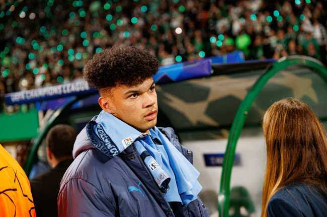 Nico O'Reilly offre à Manchester City la victoire en Coupe de la Ligue, en battant Arsenal.