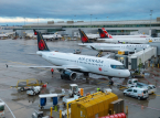 Les agents de bord d'Air Canada mettent fin &agrave; la gr&egrave;ve apr&egrave;s un arr&ecirc;t de travail historique