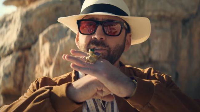 Nicolas Cage met une nouvelle fois en garde contre l'IA dans le discours d'acceptation de Scénario de rêve.