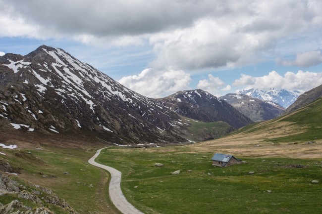 Plus de 6 500 signatures pour annuler l'étape reine du Tour de France pour des raisons environnementales.