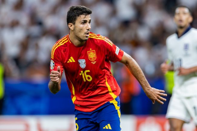 Les capitaines espagnols Rodri et Carvajal reviennent dans le groupe après de longues blessures.