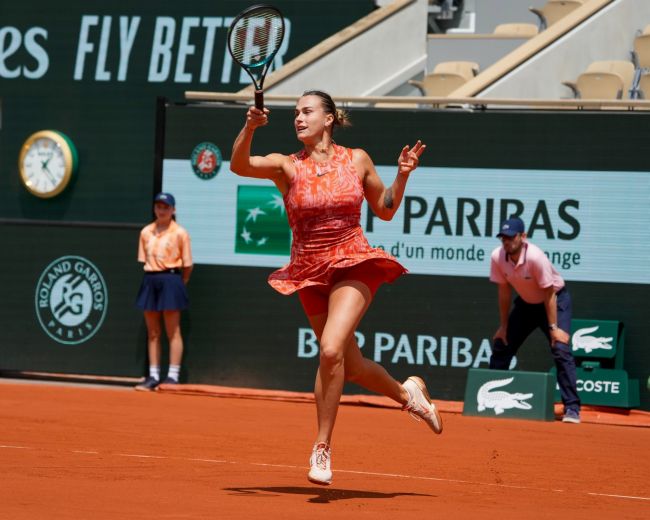 Les joueurs de tennis protestent contre l'augmentation insuffisante de la cagnotte par Roland Garros.