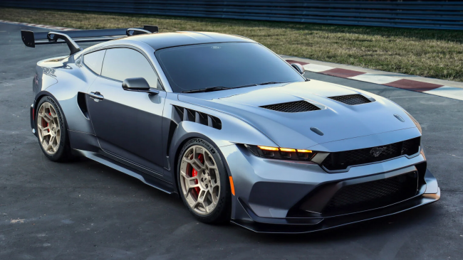 Ford cherche à "agrandir" la famille Mustang