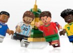 D'autres ensembles LEGO pour la Coupe du monde fuient avec des minifigures et des statues de Messi, Ronaldo, Mbapp&eacute; et Vini Jr.