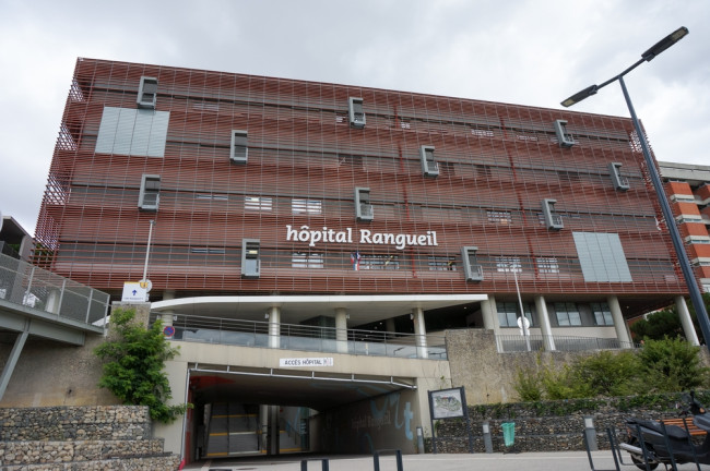 Un hôpital français évacué après la découverte d'un obus d'artillerie de la Première Guerre mondiale dans le rectum d'un patient au cours d'une opération chirurgicale.