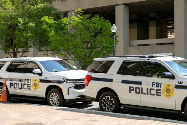 Deux hommes inculpés pour une attaque terroriste potentielle dans le Michigan pendant le week-end d'Halloween