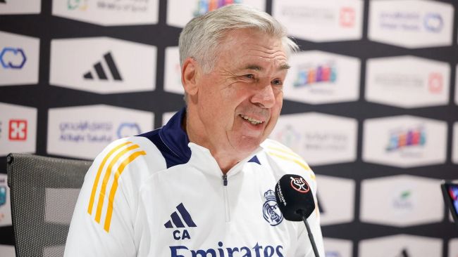 Ancelotti défend Vinícius, et pense que sa suspension de deux matchs est injuste : "Nous sommes ravis de Vinicius à tous points de vue"