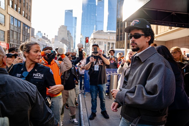 Bad Bunny balaie les Latin Grammy Awards