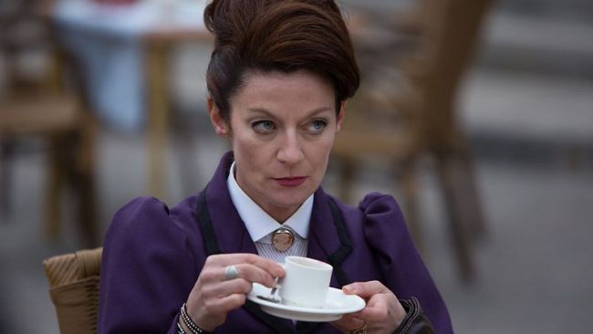 L'actrice Michelle Gomez affirme qu'elle soutient les droits des personnes transgenres suite au casting de Harry Potter.