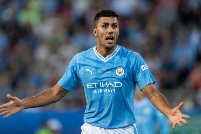 Rodri est condamné à une amende de 80 000 livres sterling pour avoir fulminé contre l'arbitre lors du match nul 2-2 entre Manchester City et Tottenham.